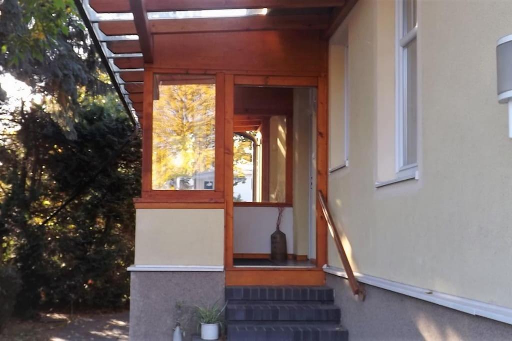Town-villa, Apartment, Living With Big Sofa Bed , 2 Bedroom, 1kitchen, 1bathroom, 1 Office, 1 Garden * Berlin